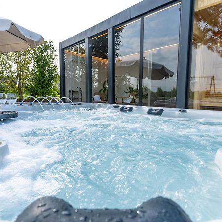 Agriturismo Colle Dei Pivi Ponti sul Mincio Ngoại thất bức ảnh