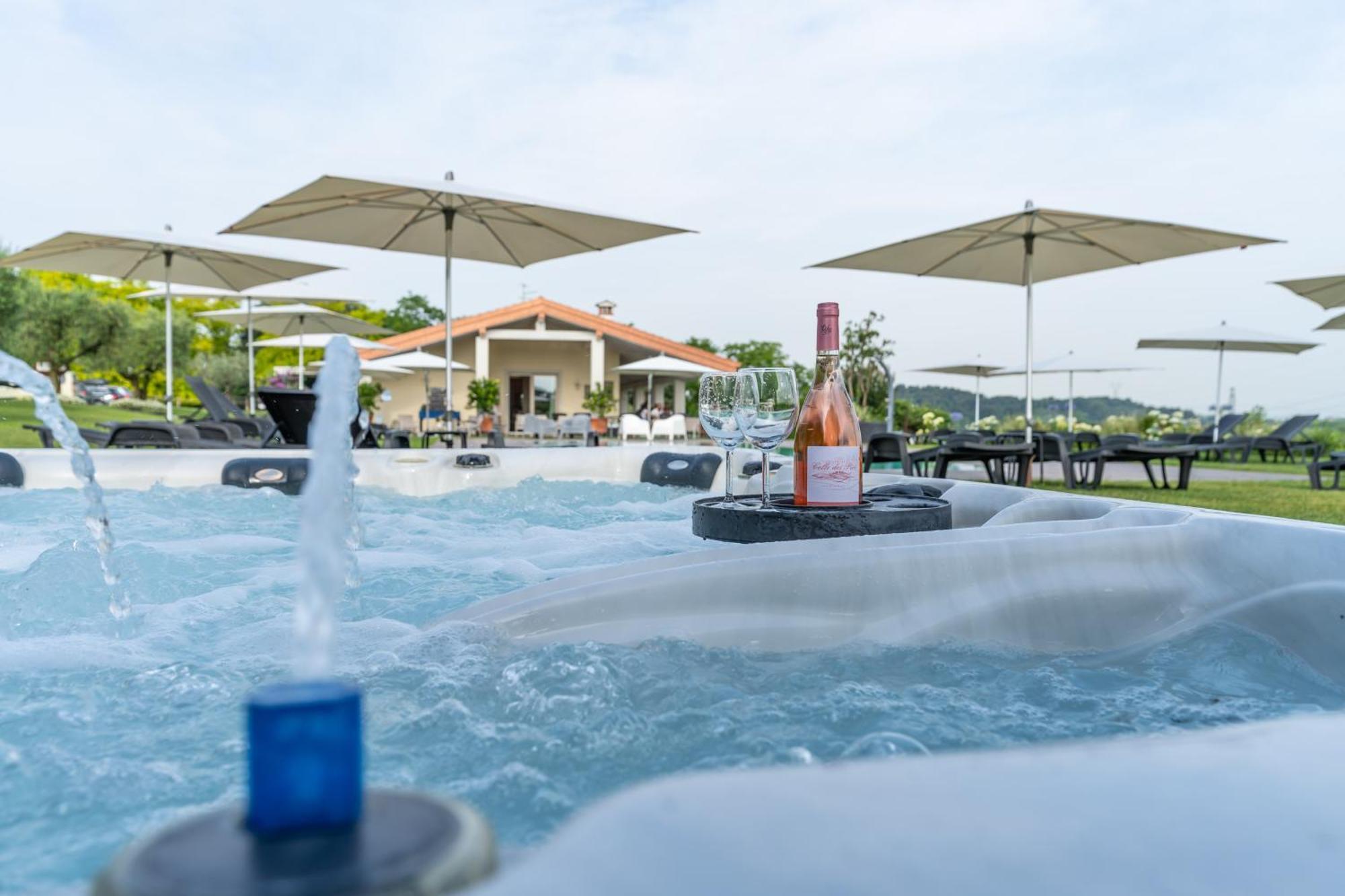 Agriturismo Colle Dei Pivi Ponti sul Mincio Ngoại thất bức ảnh