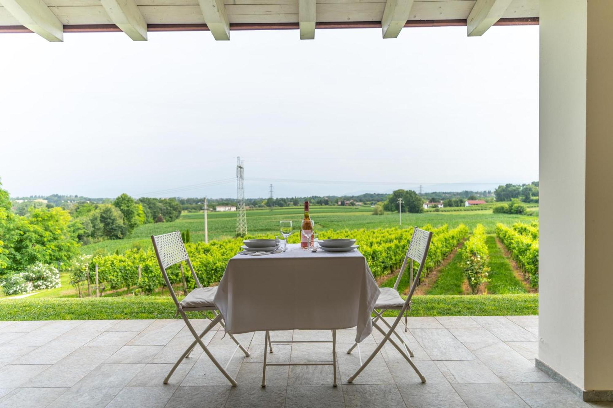 Agriturismo Colle Dei Pivi Ponti sul Mincio Ngoại thất bức ảnh