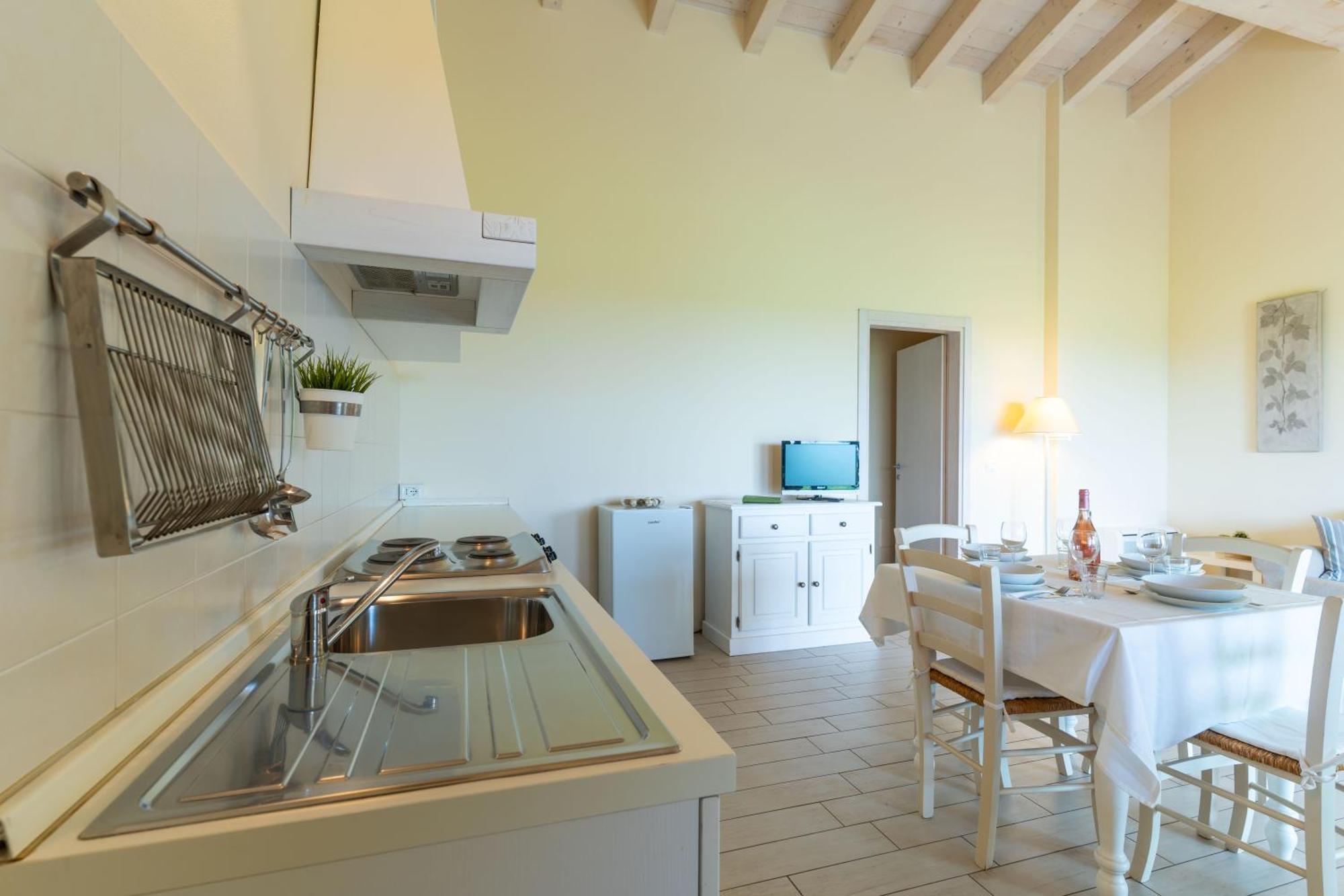 Agriturismo Colle Dei Pivi Ponti sul Mincio Ngoại thất bức ảnh