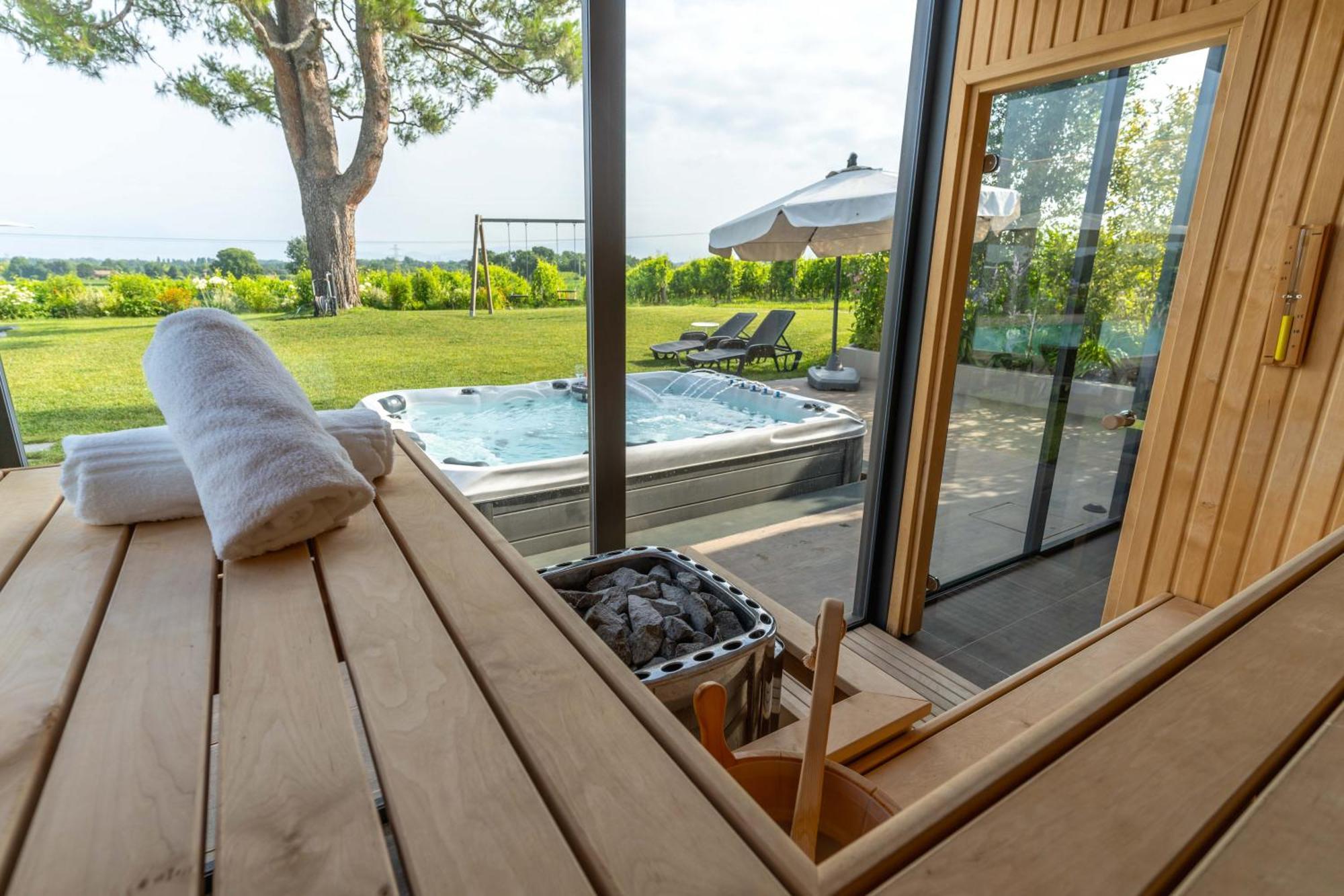 Agriturismo Colle Dei Pivi Ponti sul Mincio Ngoại thất bức ảnh
