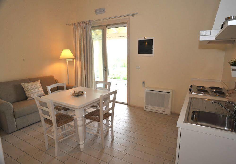 Agriturismo Colle Dei Pivi Ponti sul Mincio Ngoại thất bức ảnh
