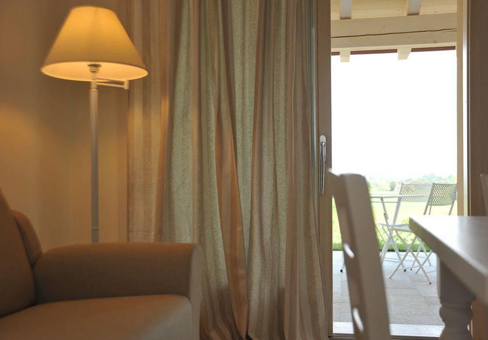 Agriturismo Colle Dei Pivi Ponti sul Mincio Ngoại thất bức ảnh