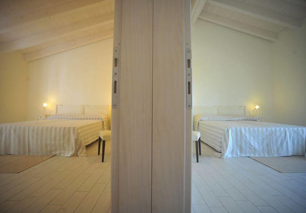 Agriturismo Colle Dei Pivi Ponti sul Mincio Ngoại thất bức ảnh